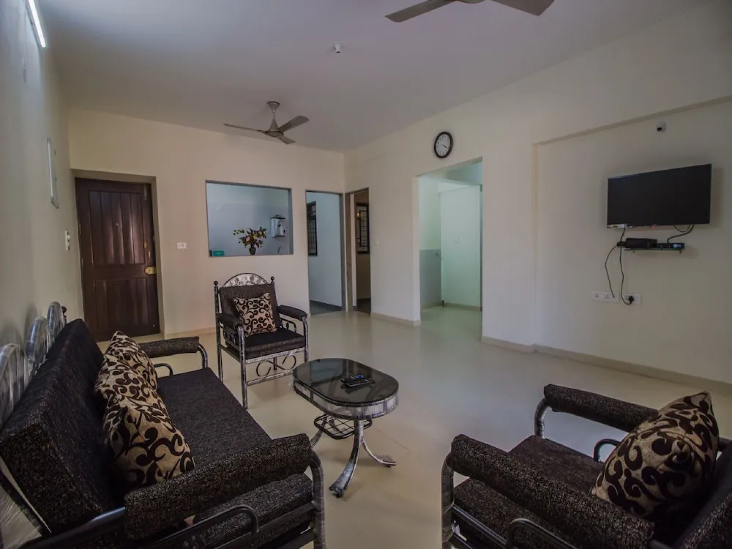 OYO 11448 Home Elegant 3BHK With Pool in Old Goa
