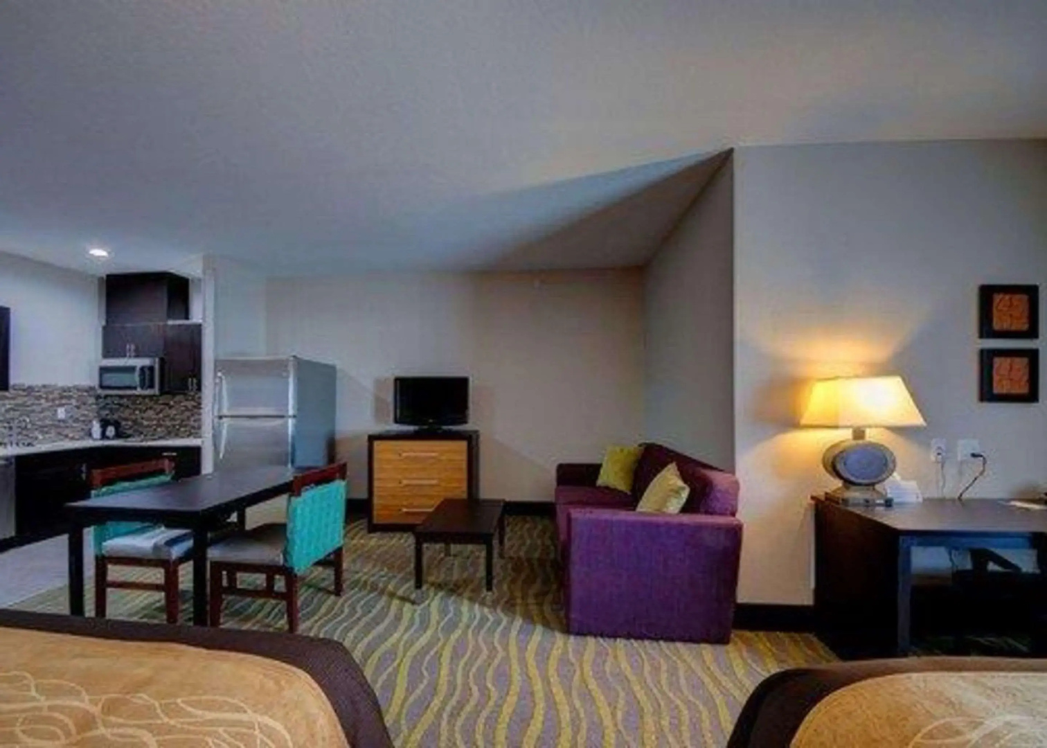 Comfort Inn & Suites Tulsa I-44 West - Rt 66