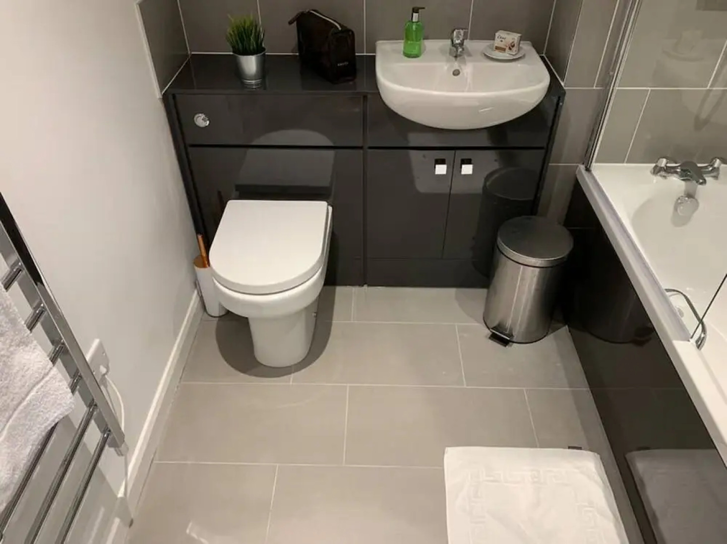 WV1 Stays - Belvedere Residence