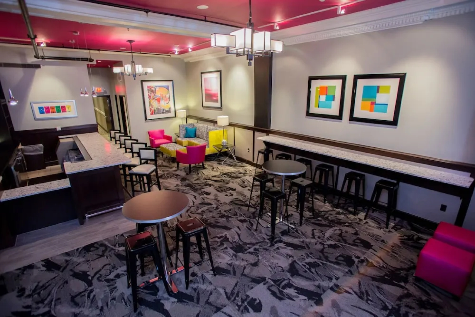 The Parker Inn and Suites