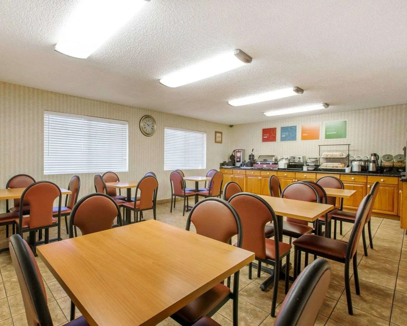 Comfort Inn & Suites Moreno Valley near March Air Reserve Base