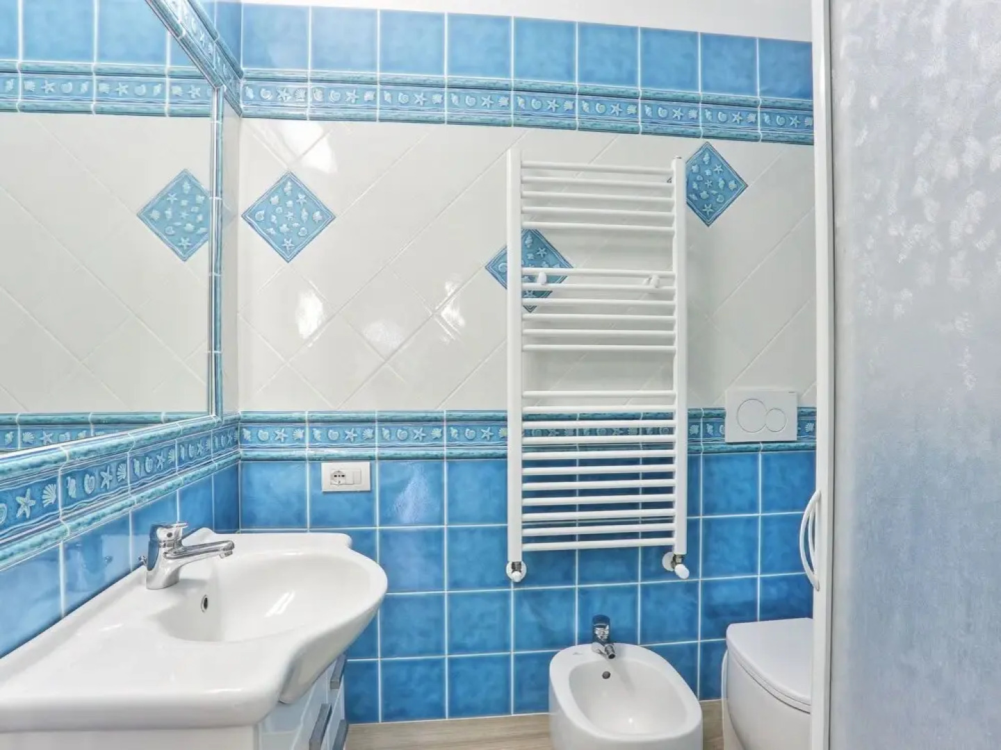 Red Stones Punta Ala