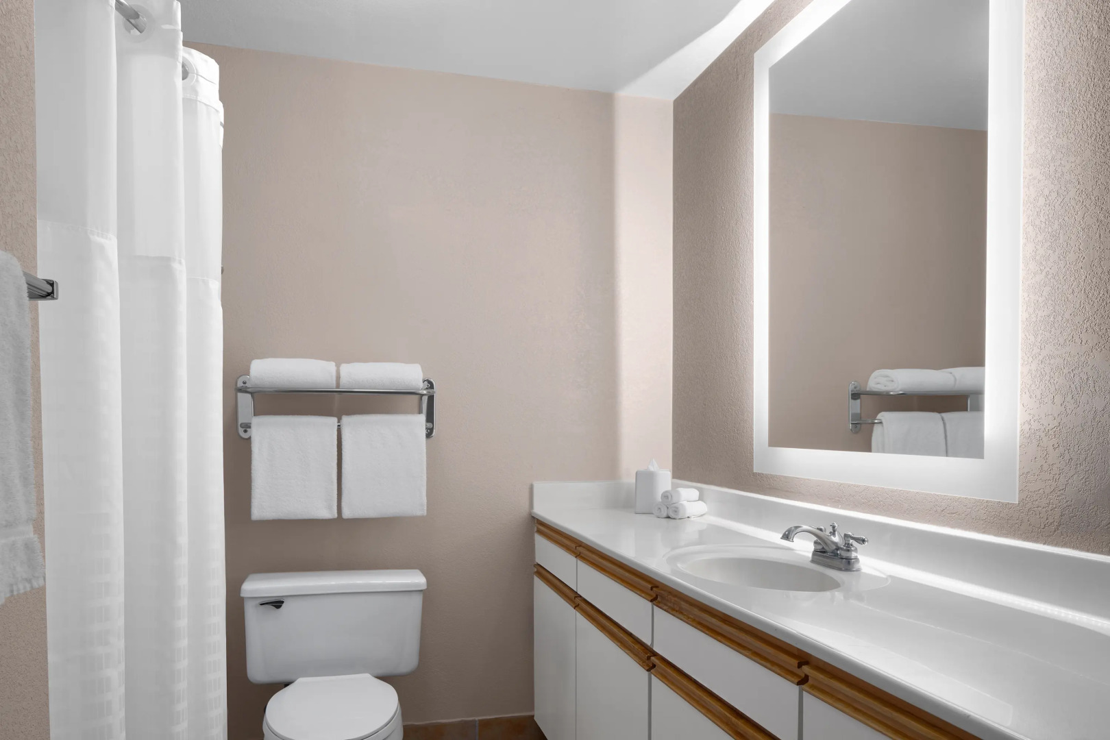 Larkspur Landing Extended Stay Suites Bellevue