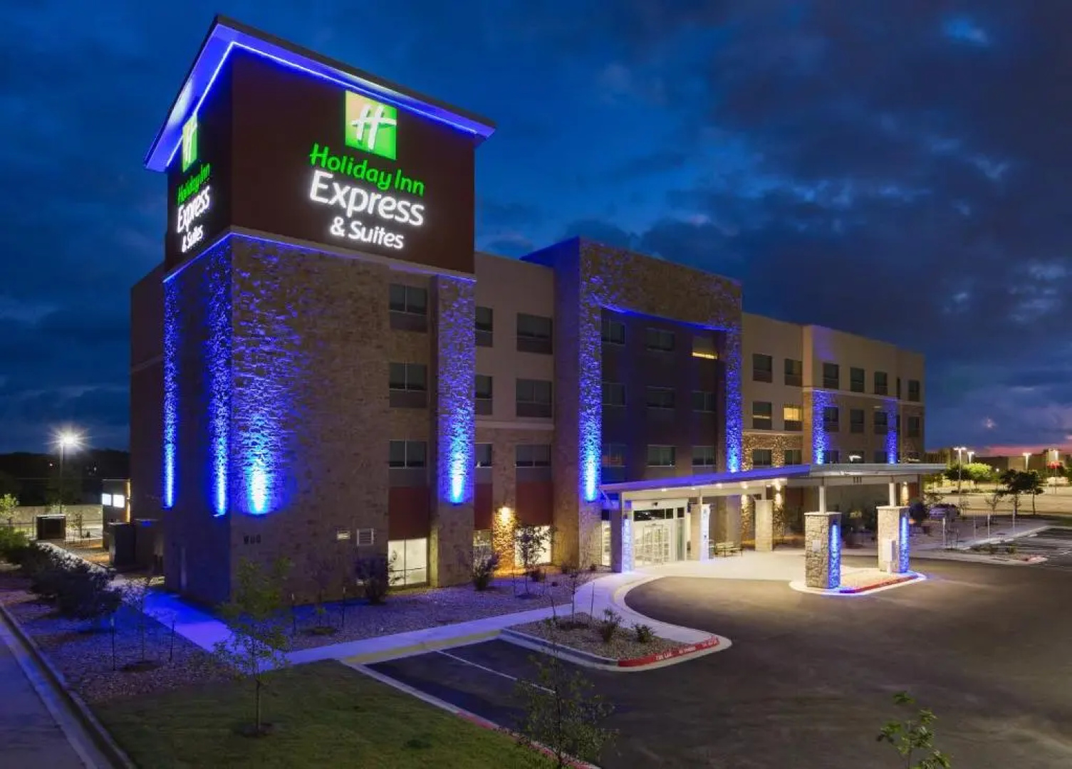 Holiday Inn Express and Suites San Marcos South by IHG