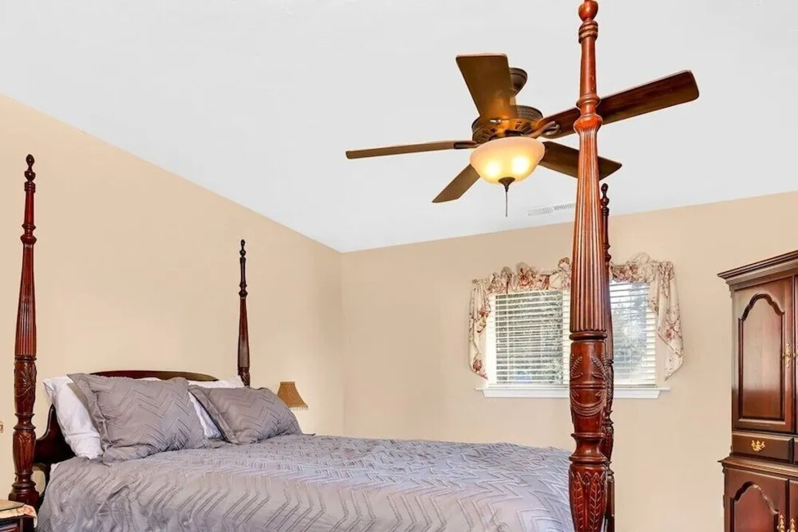 A Tuscan Adventure in California! 3 BDR Sleeps 8