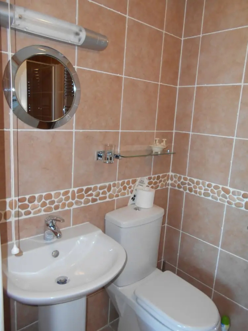 Hendre Clochydd Hall