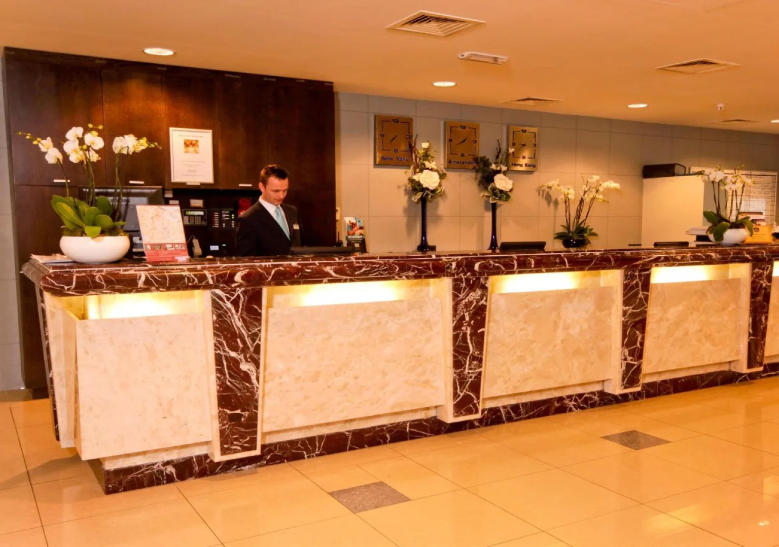 XO Hotels Blue Square