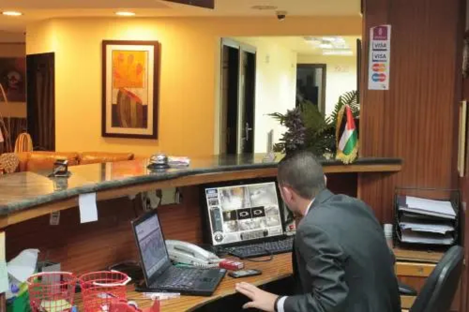 El Mirador Hotel
