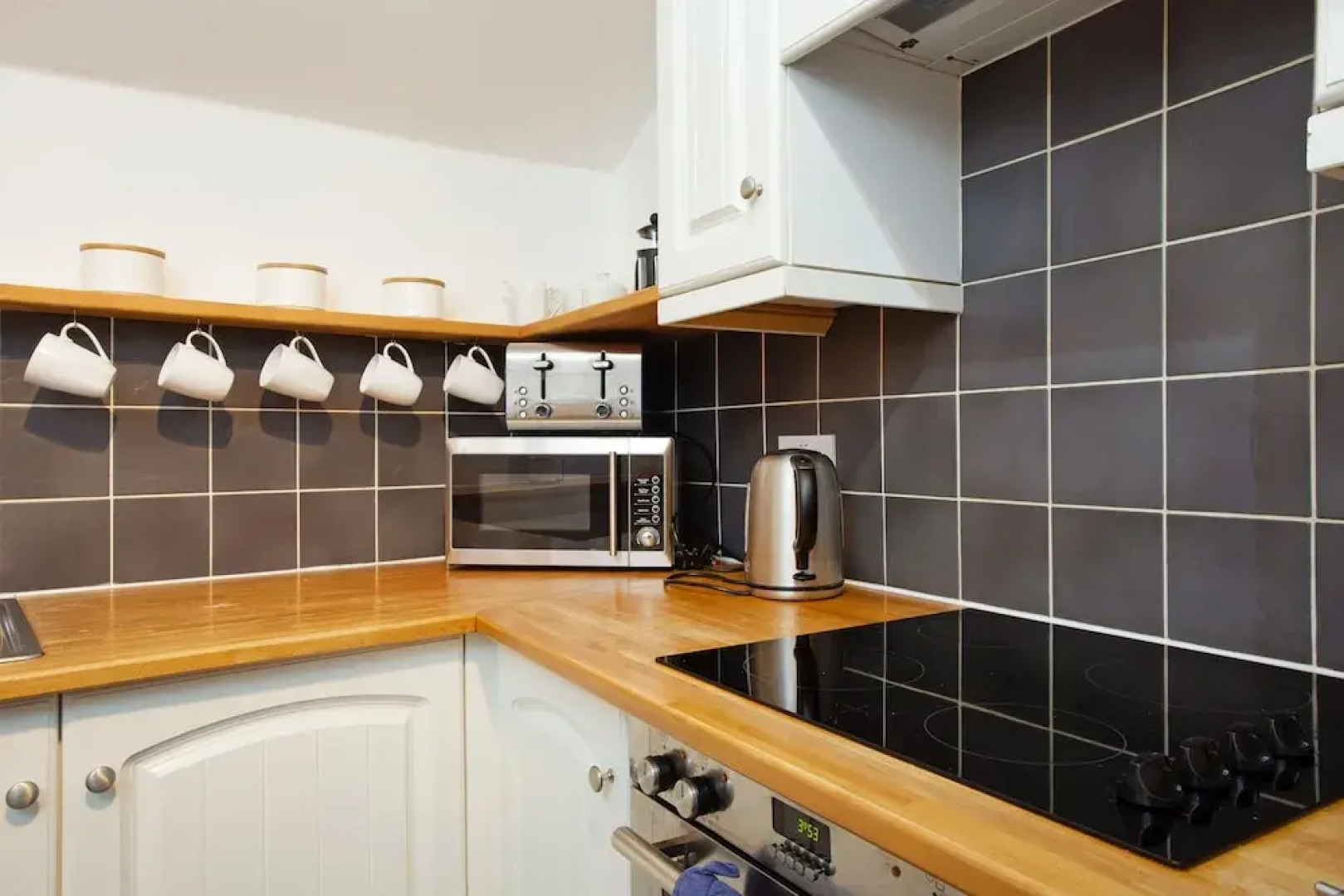 No. 32 Upper High Street WestgateCottage