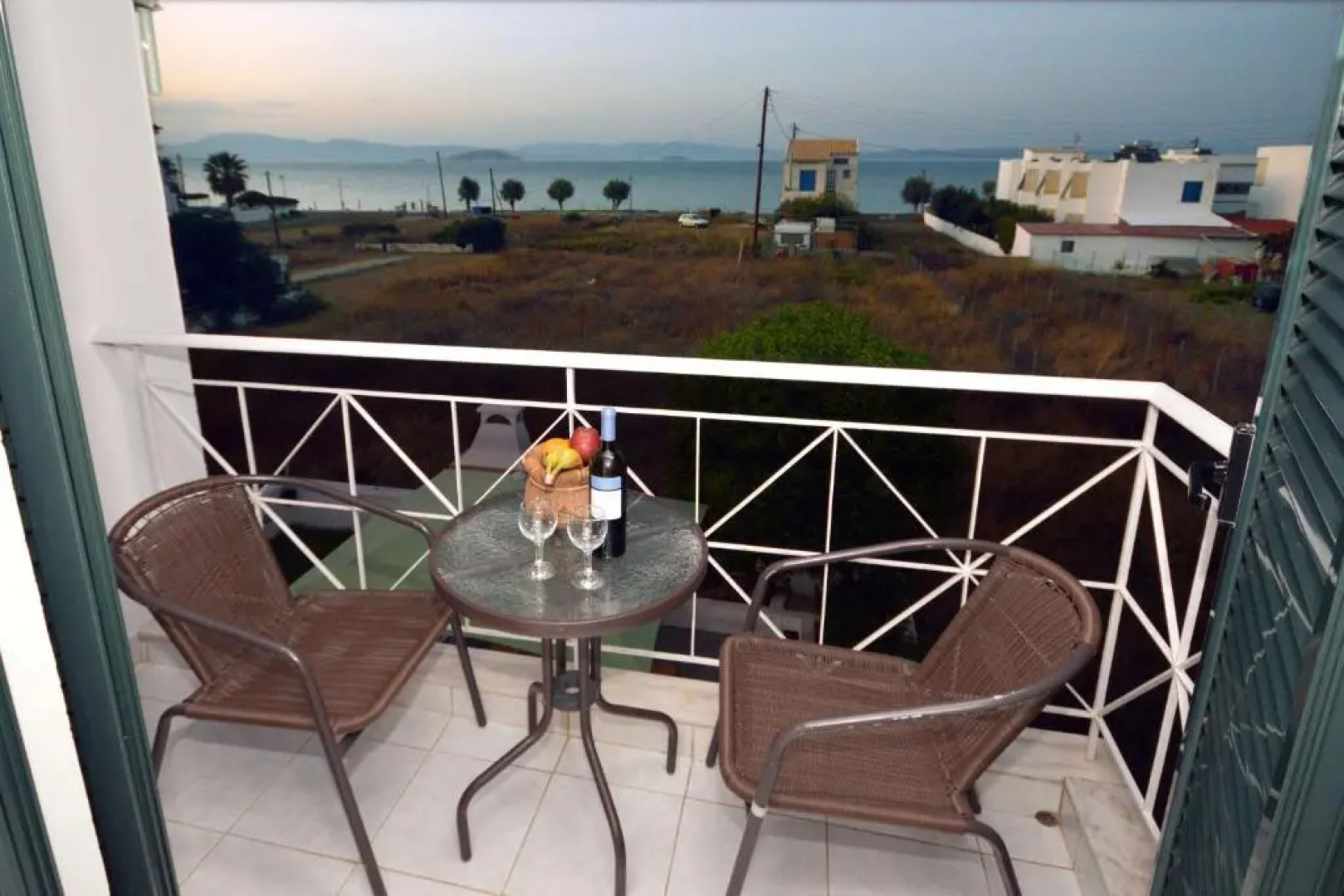 Koukounari Apartments