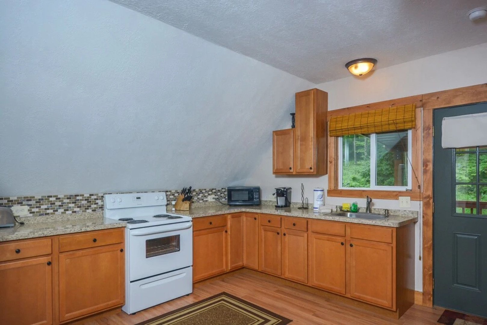 Cottage at Slope's Edge 1 Bedroom Apartment