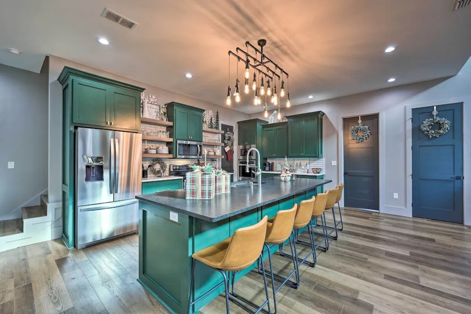 Lavish Riverfront Escape w/ Gas Grill!