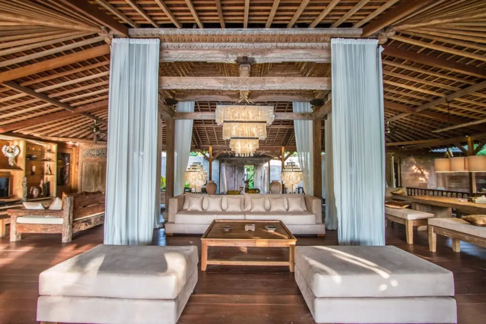 Marika Sawah Villas-6Bedroom Private Pool