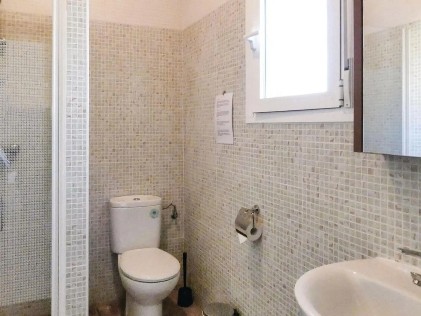 Inviting Villa in Arenas with private pool