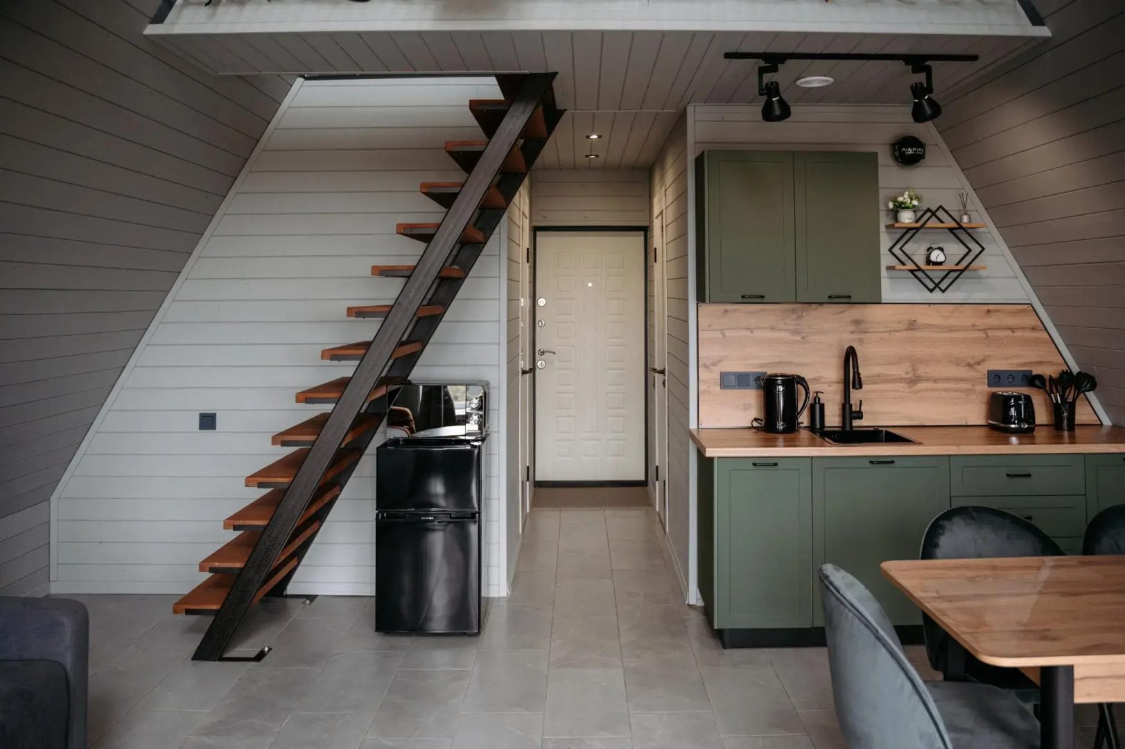 ЯR House (Яр Хаус)