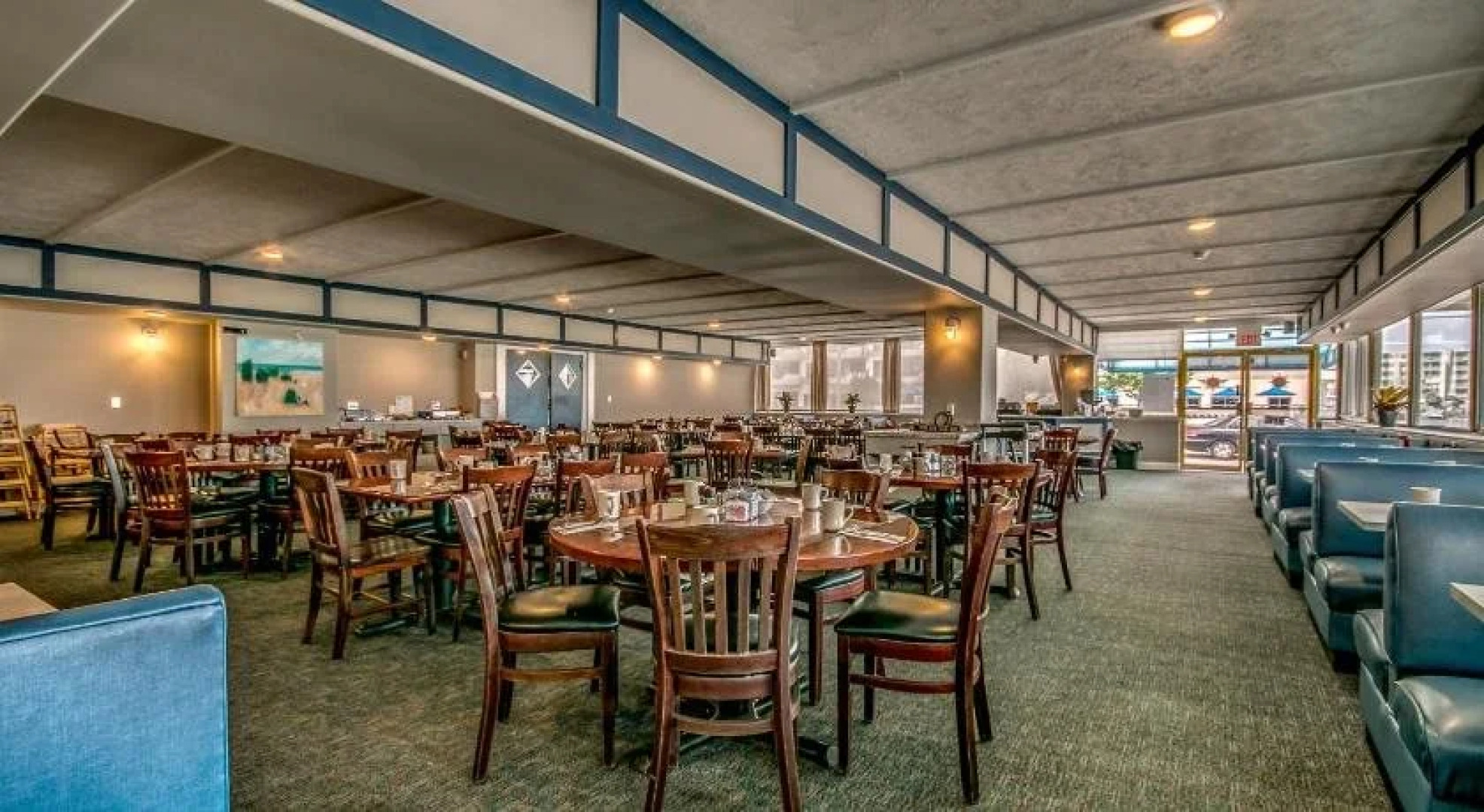 Admiral Resort Motel