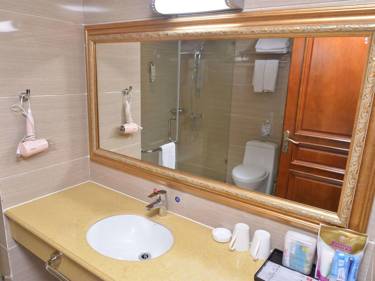 ibis Chongqing Ranjiaba