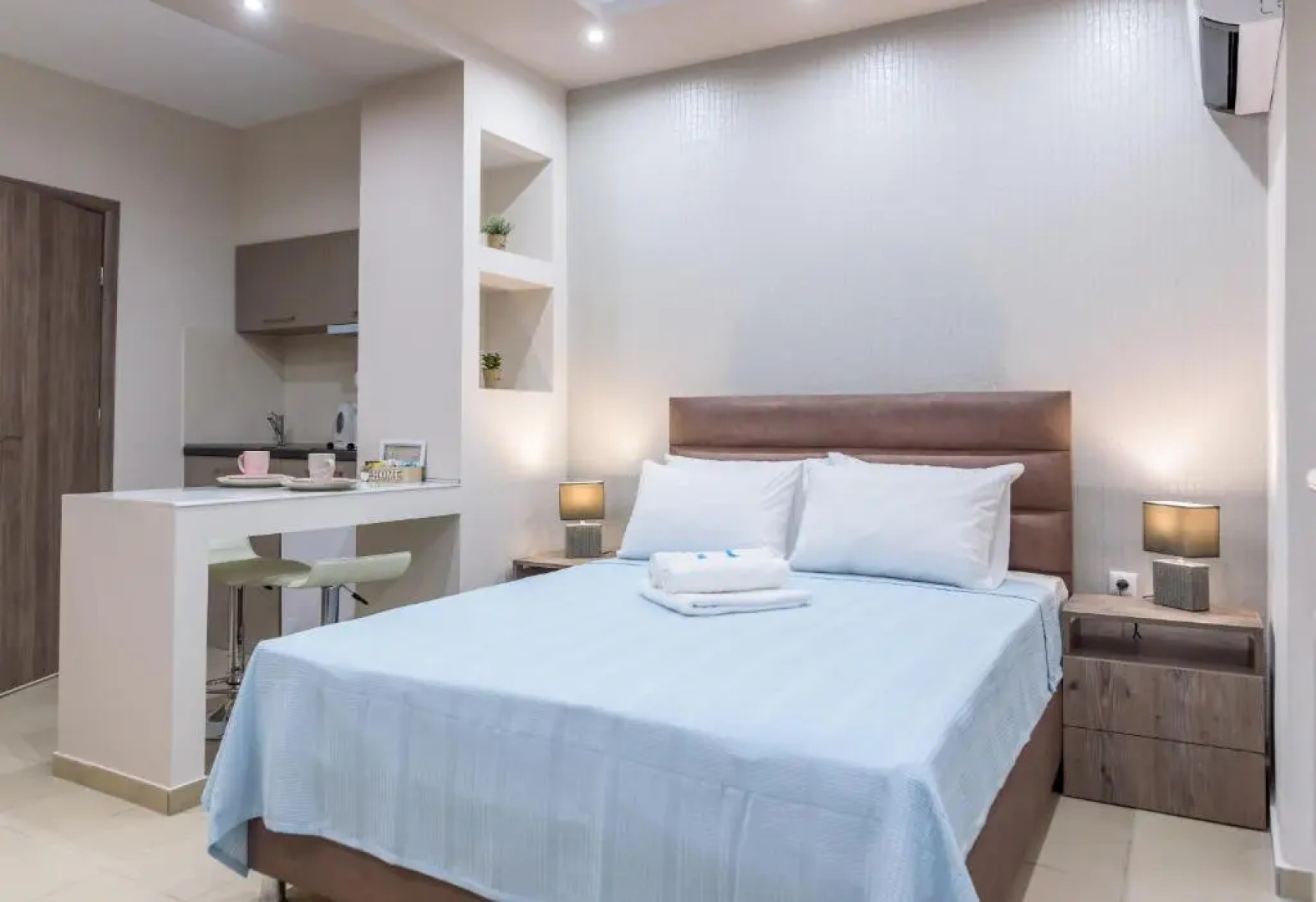 Sergios Apartments 3