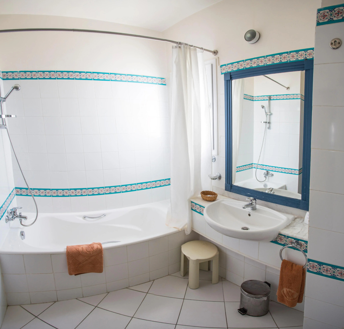 Golden Carthage Hotel & Residence