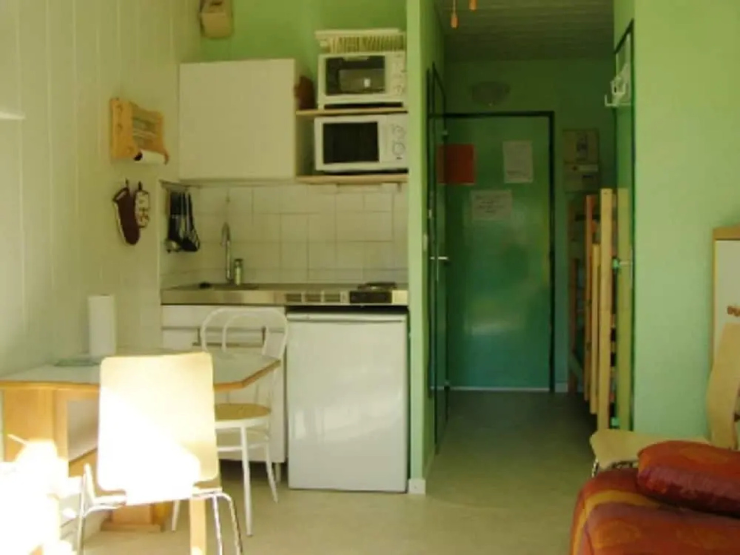 Studio in Lamalou les Bains, With Wonderful Mountain View, Furnished Balcony and Wifi