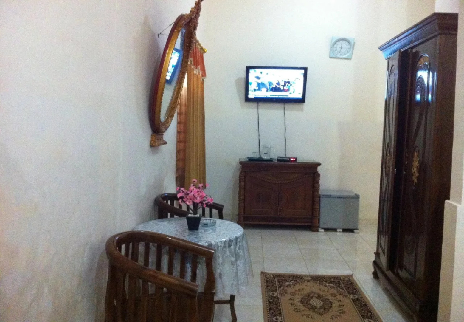 Monalisa Stabas Krui Hotel