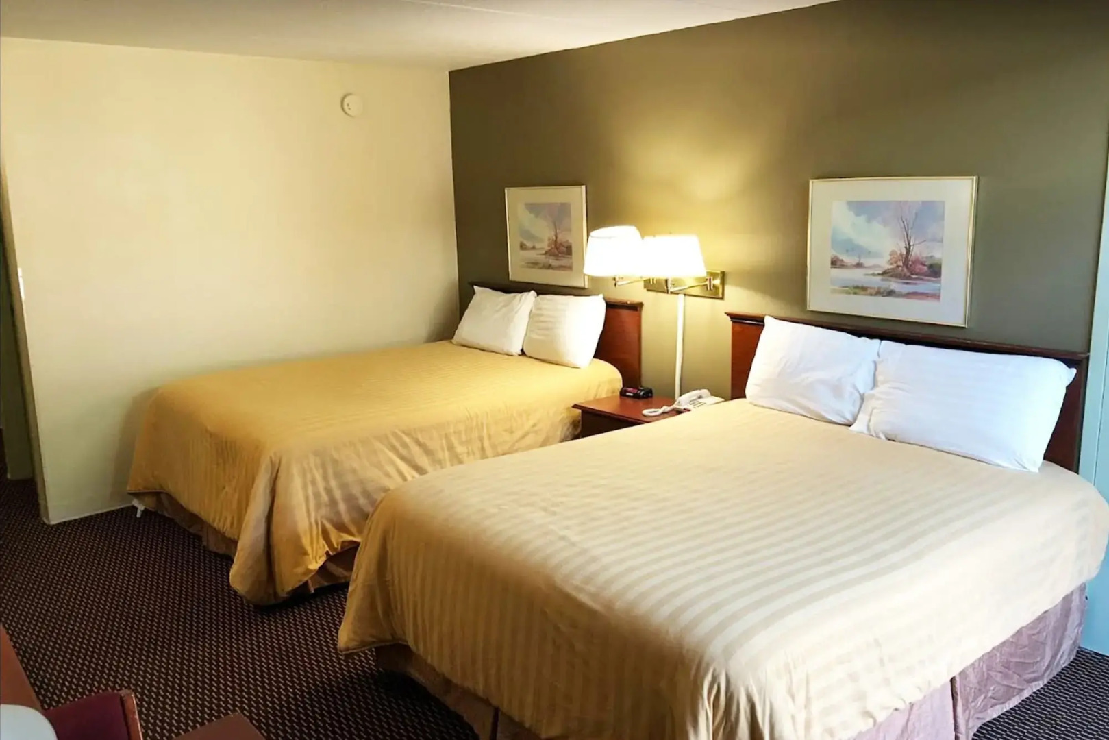 Norwood Inn and Suites Worthington