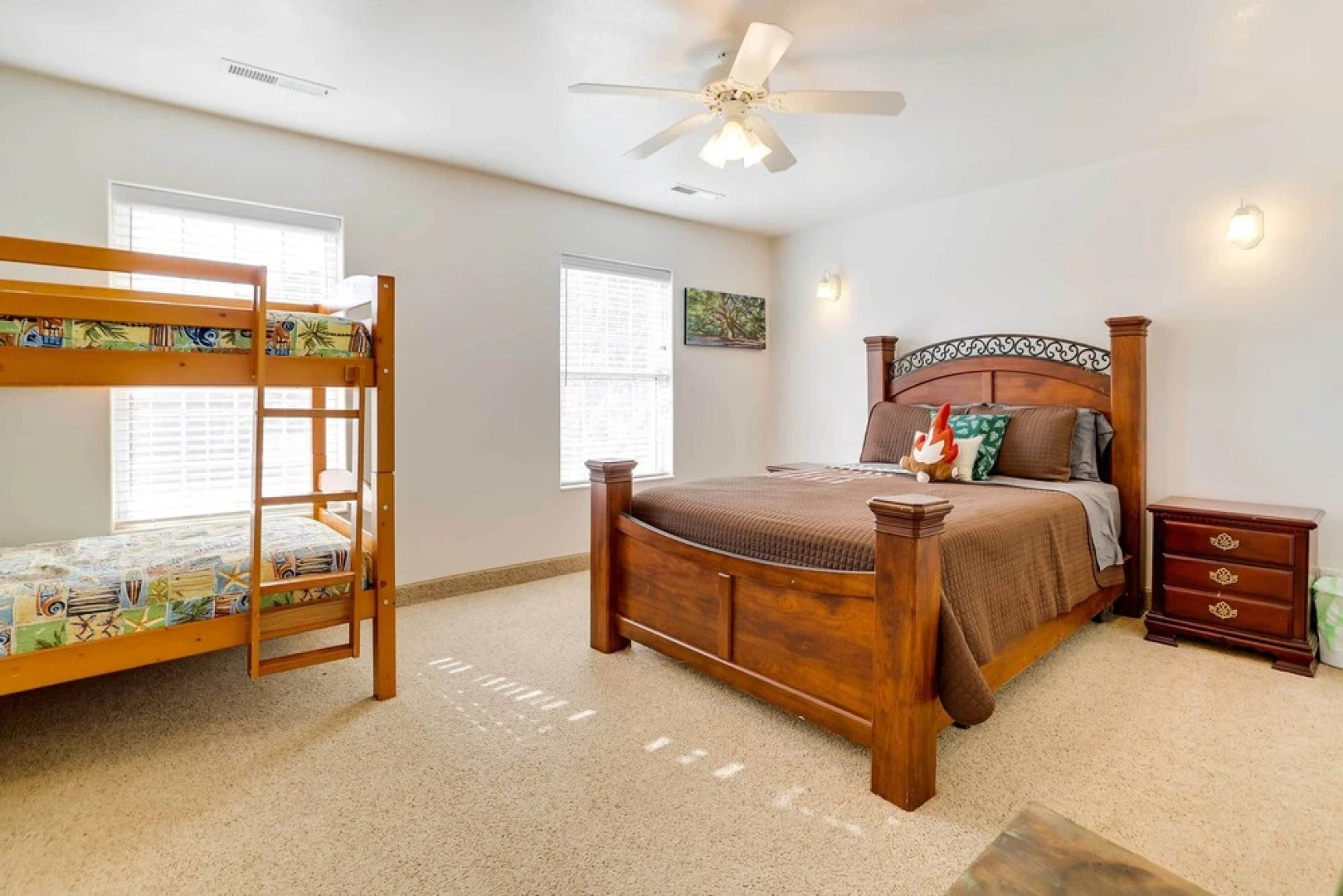 Spacious Hildale House w/ Large Deck!