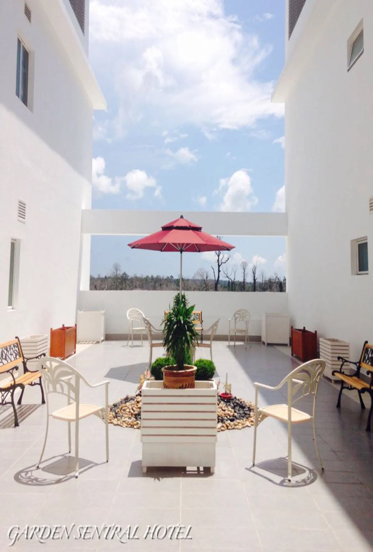 Garden Sentral Hotel