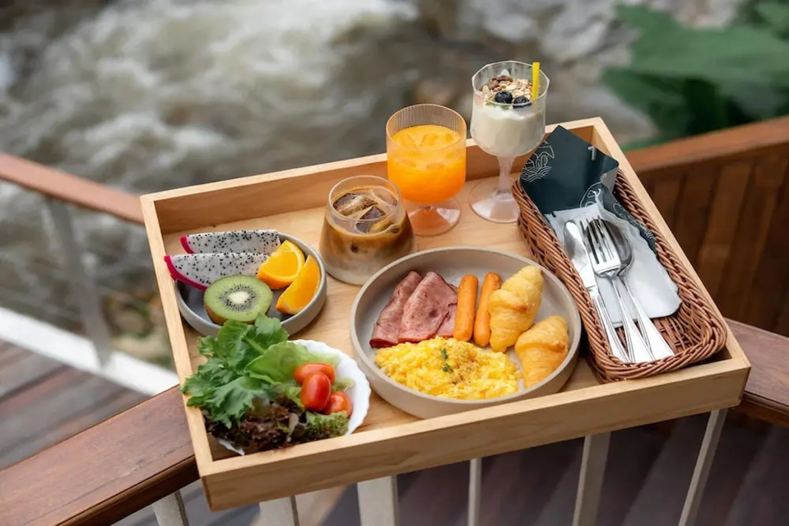 Taryn Tara Cafe And Stay