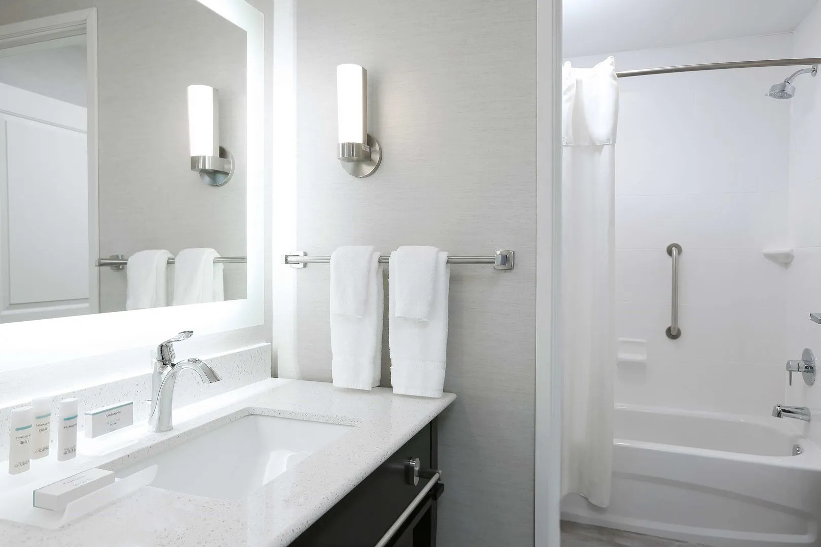 Homewood Suites by Hilton West Fargo Sanford Medical Center Area