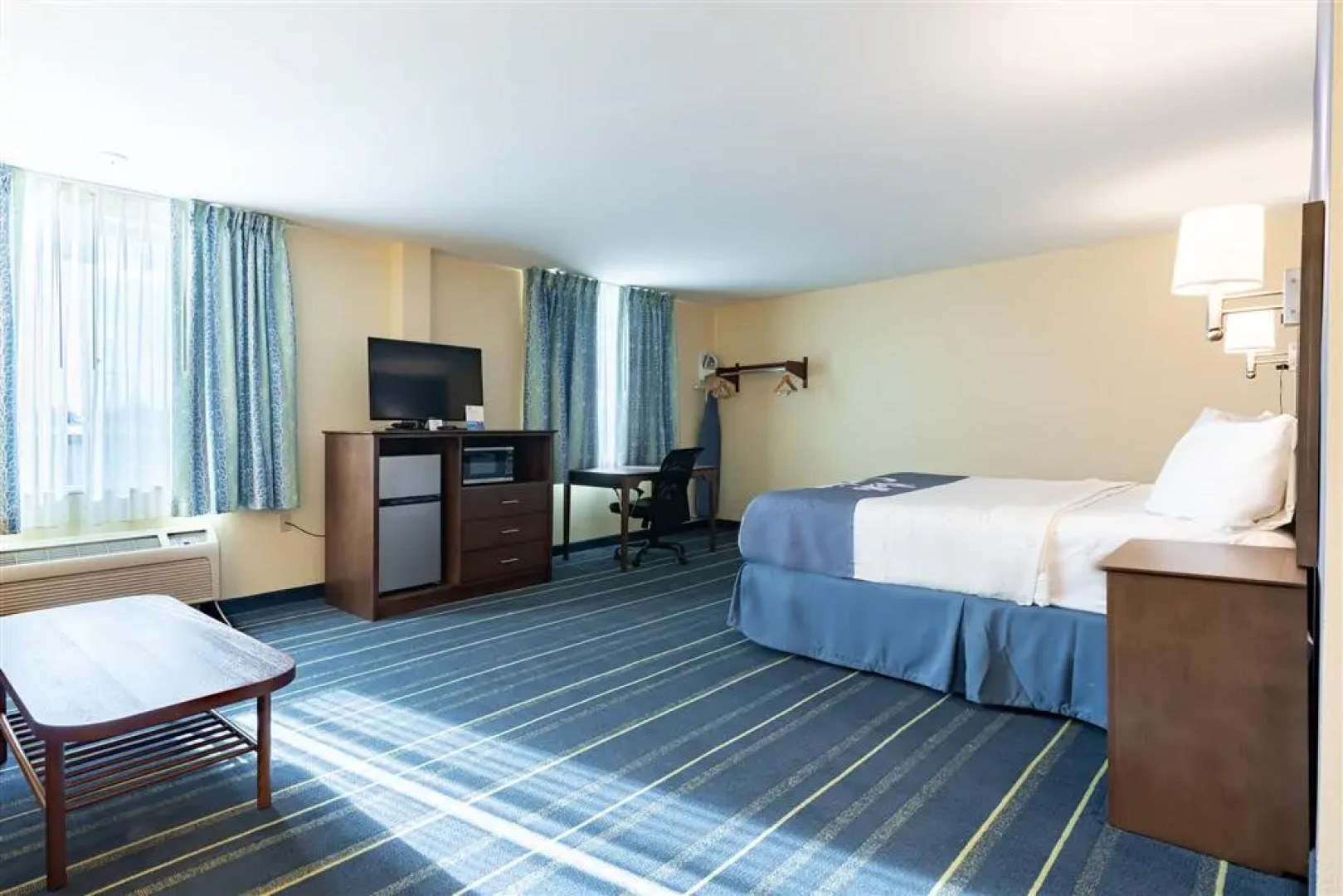 Days Inn by Wyndham Hartford/Closest Downtown