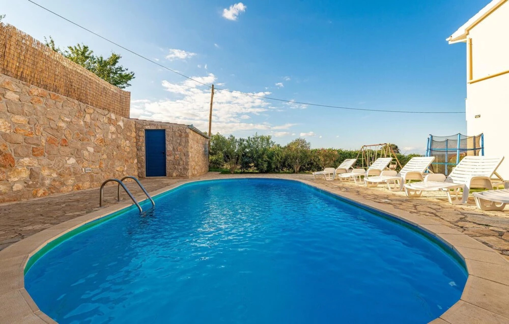 Nice Home in Pasman With 4 Bedrooms, Wifi and Outdoor Swimming Pool