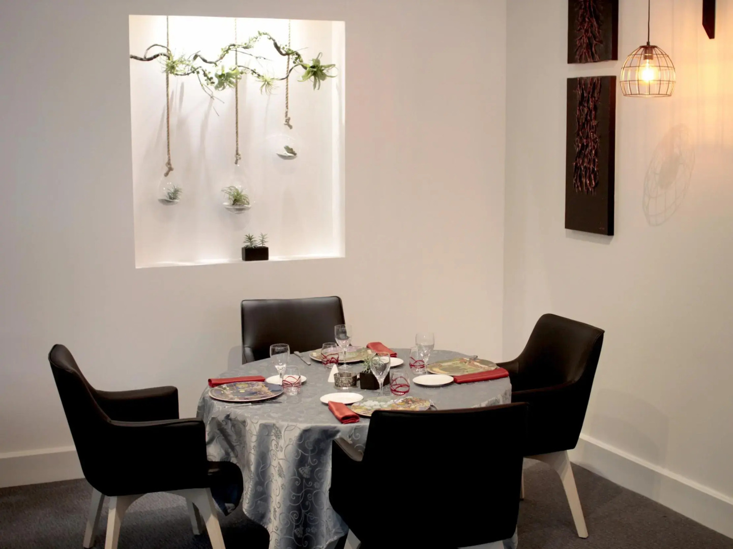 Logis Hotel les Cedres Bleus