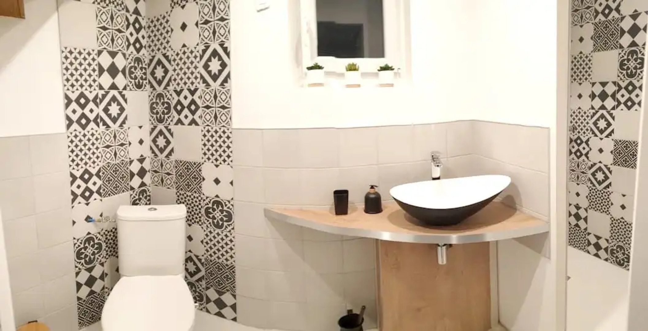 House With 3 Bedrooms in Les Trois-moutiers, With Enclosed Garden and Wifi