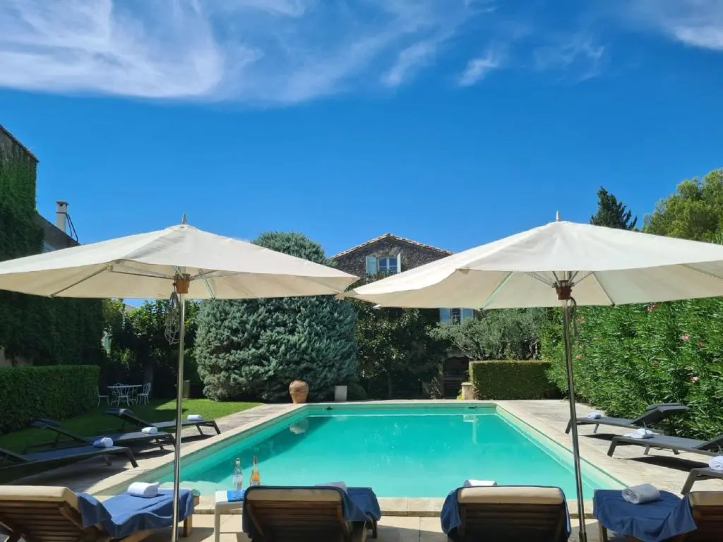 Maison Fontvieille, 8 pièces, 12 personnes - FR-1-599-41