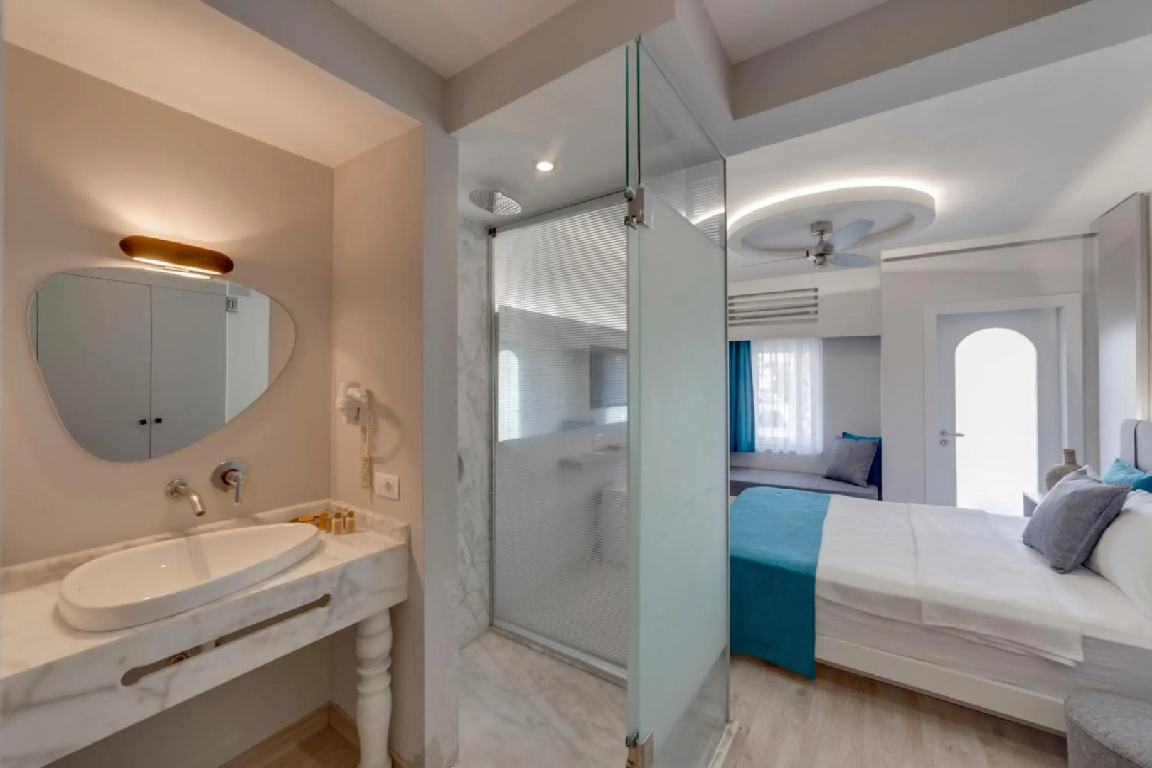 La Brezza Suite & Hotel