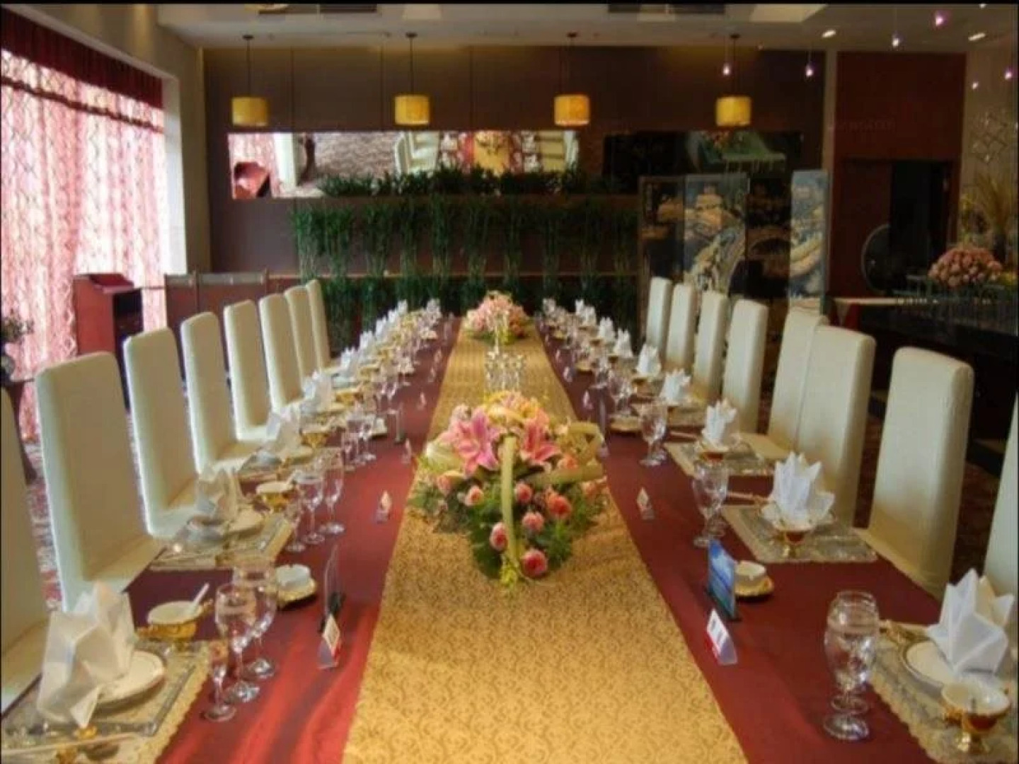 Yichang Guobin Garden Hotel