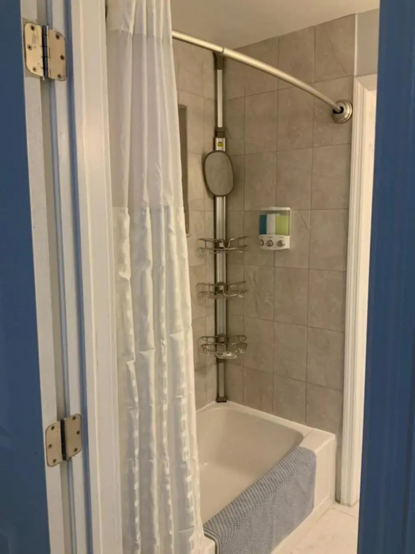 Cozy 2 bedroom near intercoastal & beaches