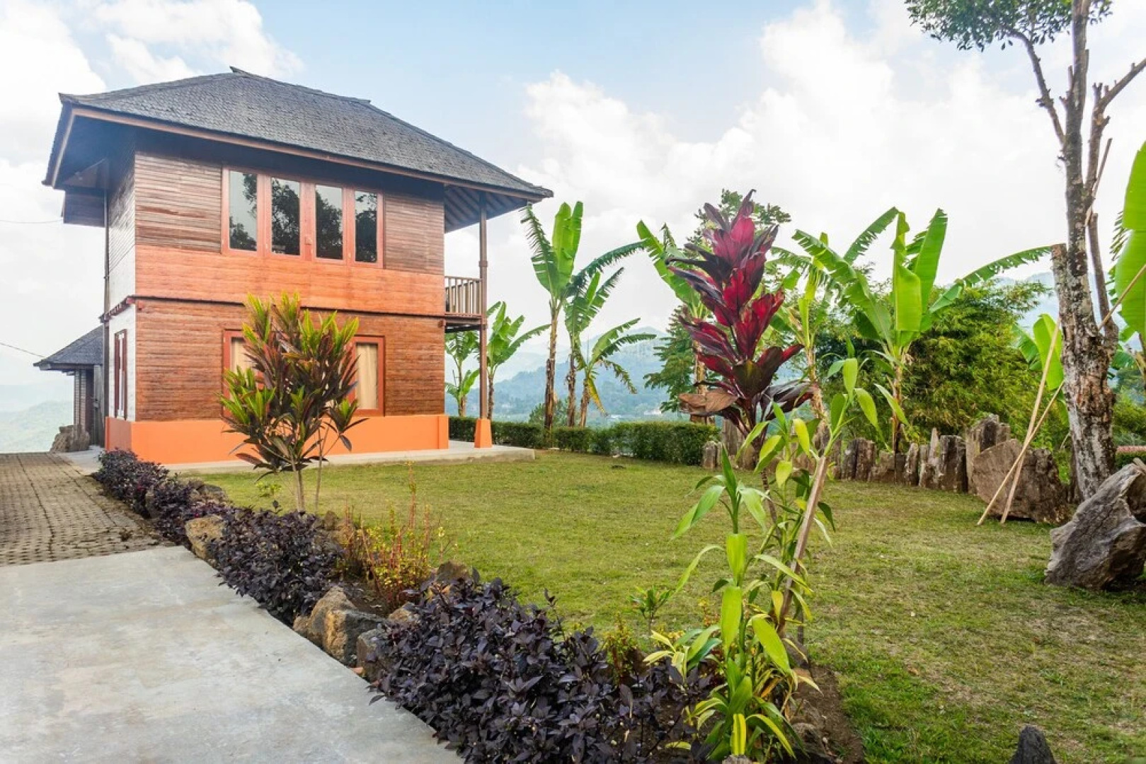 OYO 1458 Kanaka Residence