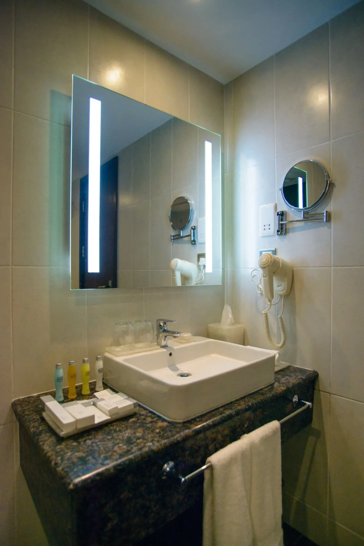 The Concord Hotel And Suites