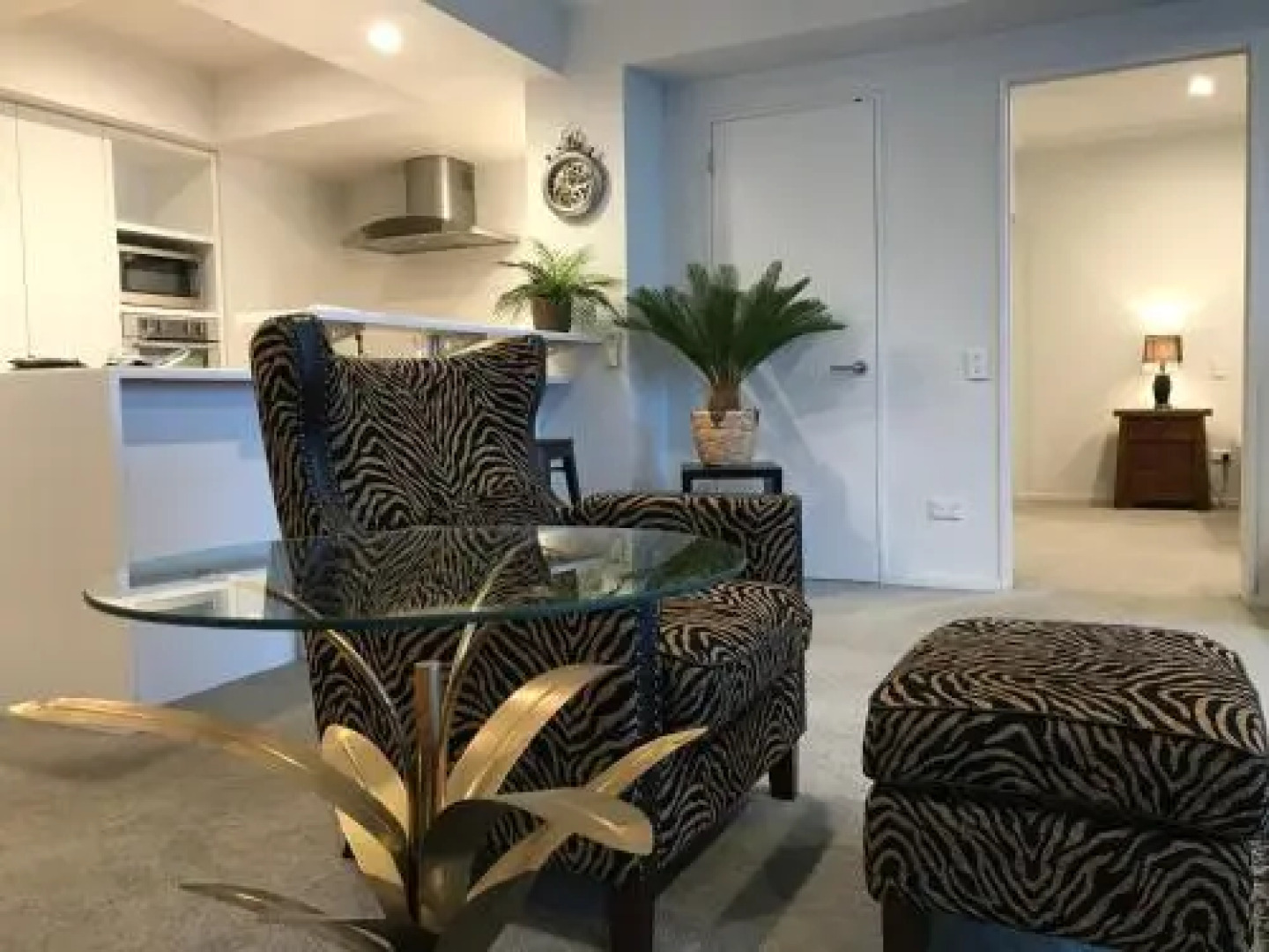 Oxley's Waterfront Luxury Apartment