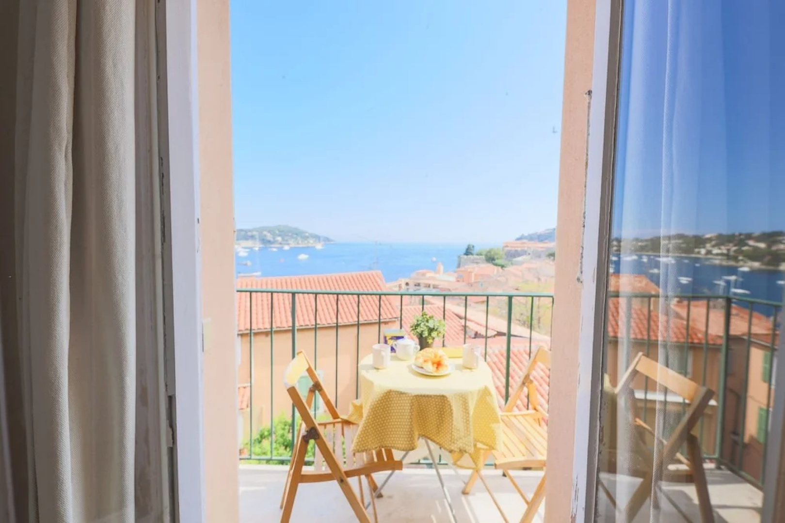 Maioun Villefranche AP4121