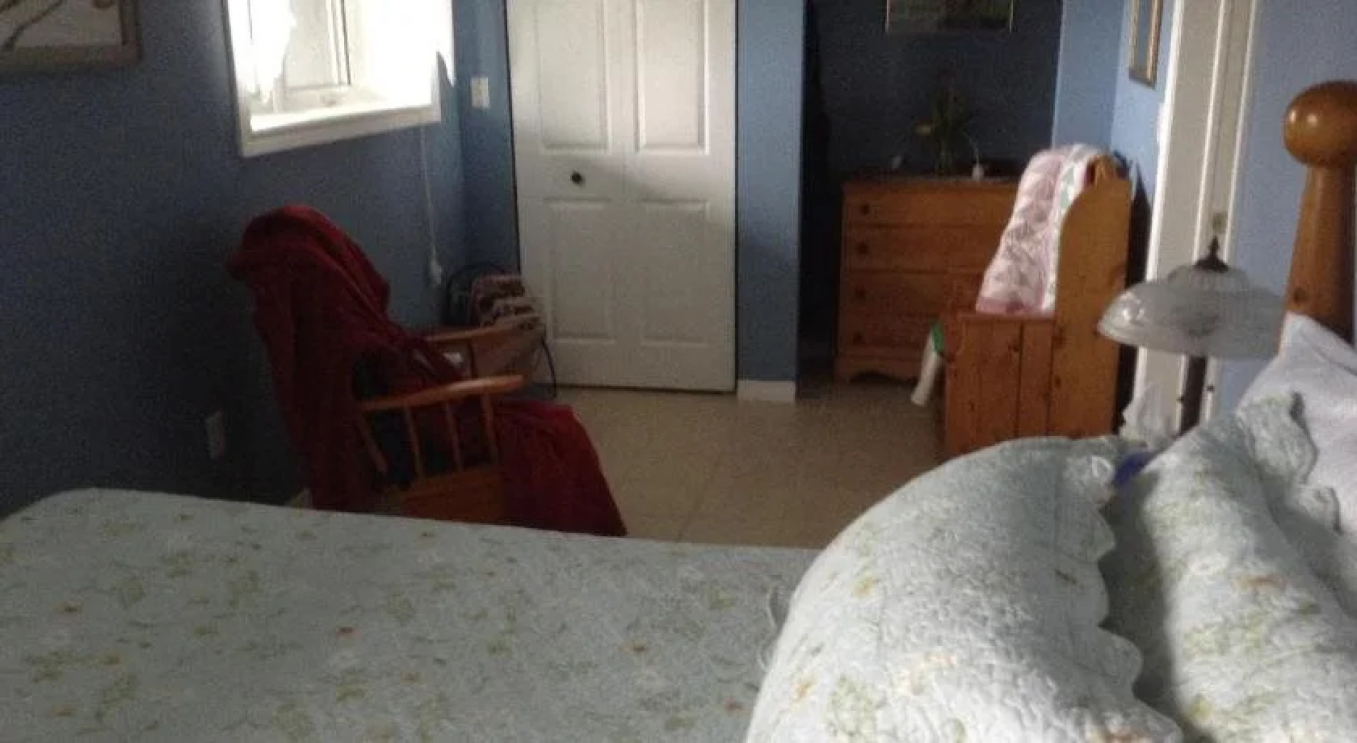 Moonlight on the Lake Bed and Breakfast