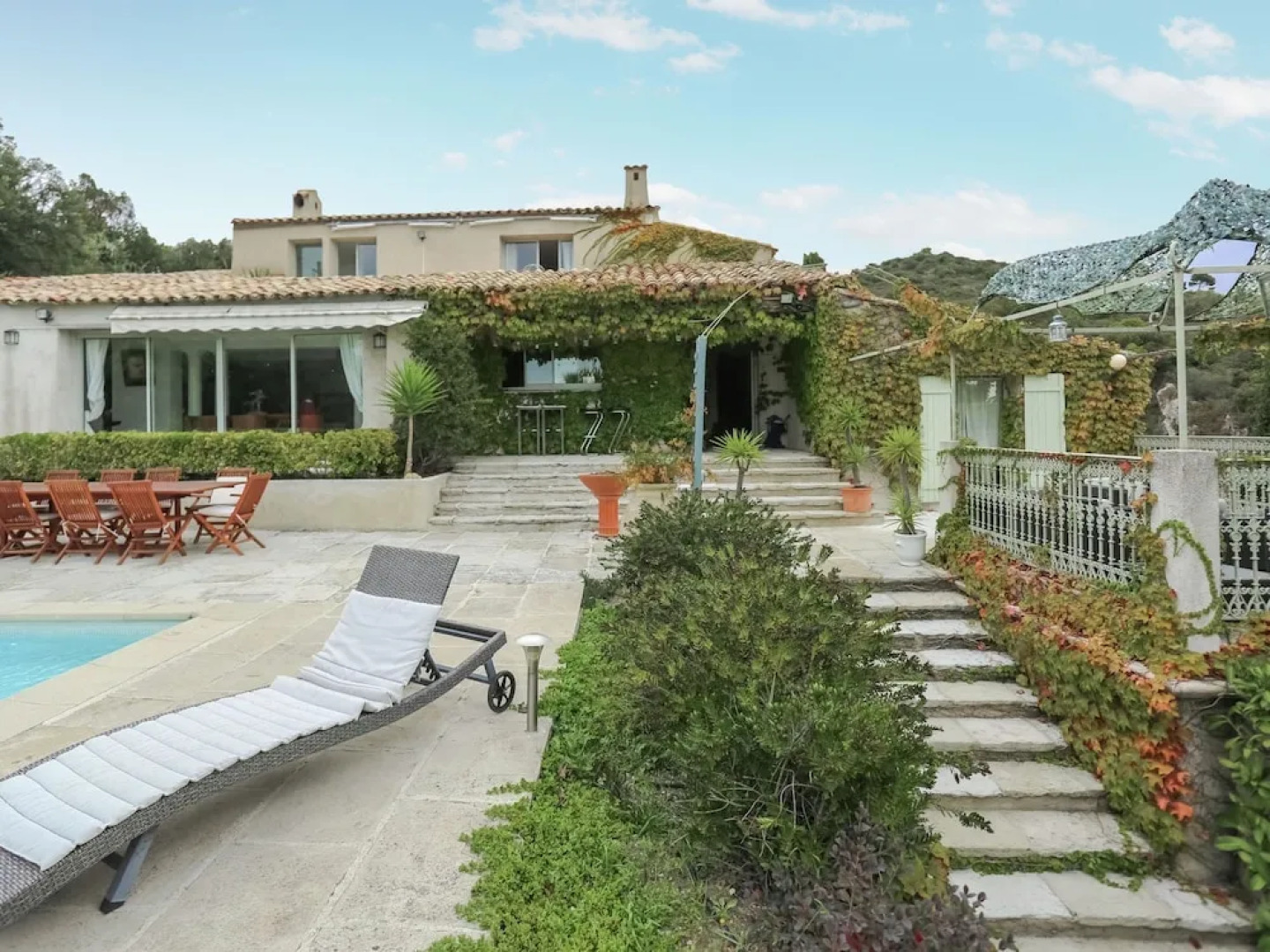 Mediterranean Villa With Panoramic Views of Nice and the Mediterranean Sea