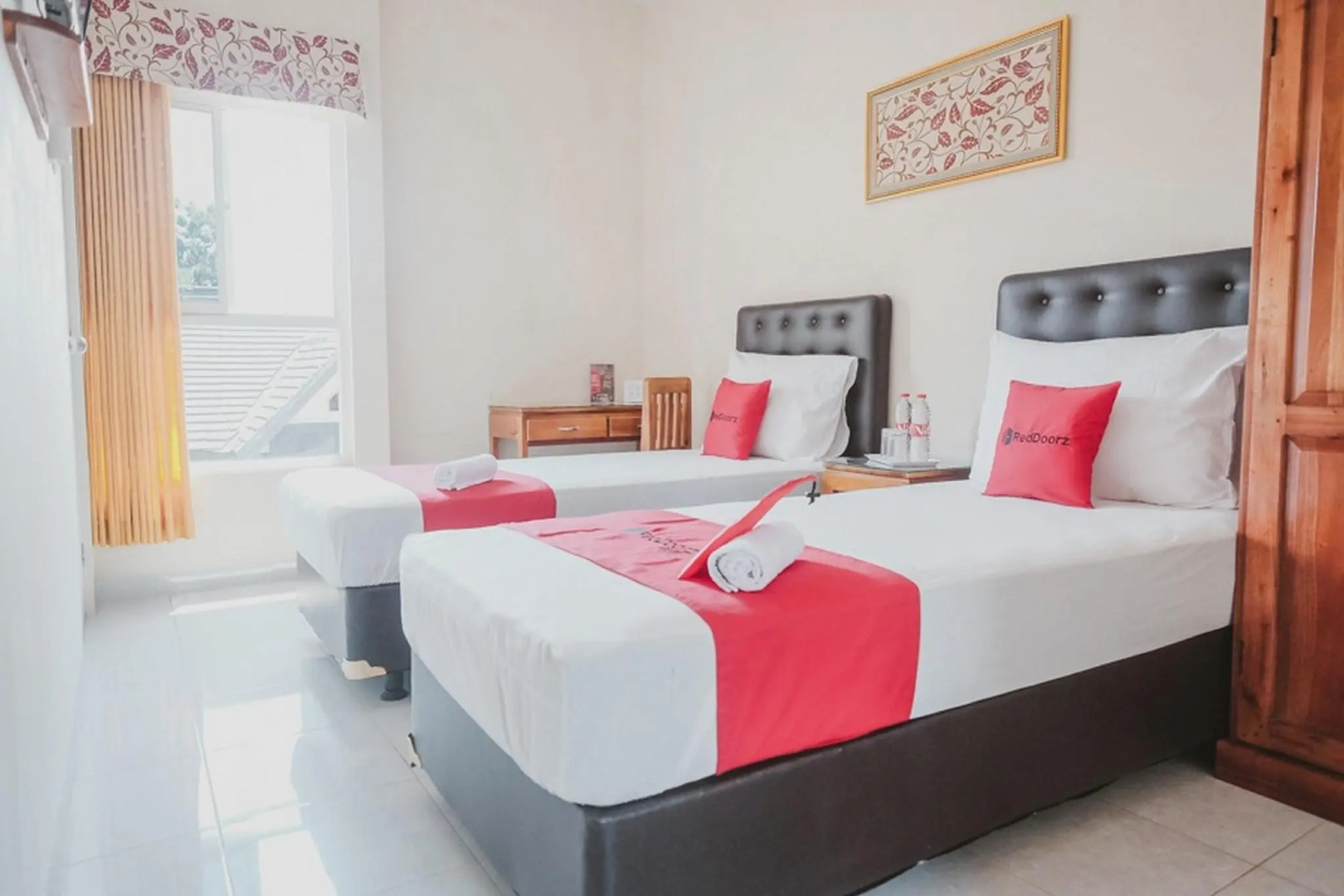 RedDoorz near Ambarukmo Yogyakarta