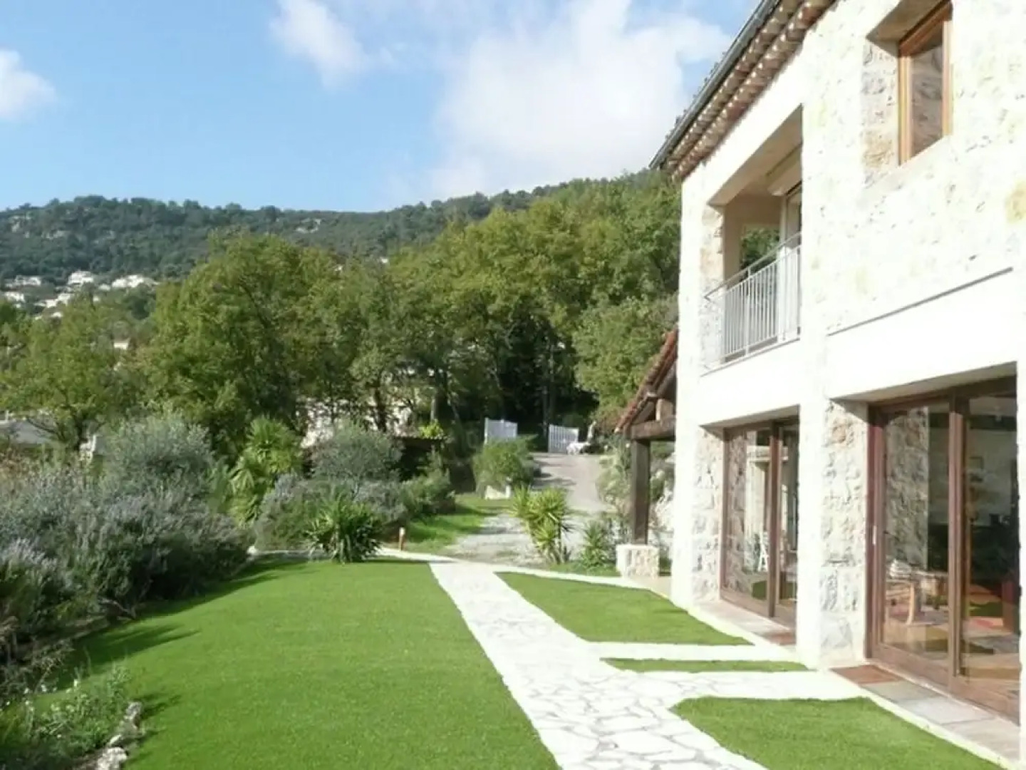 Splendid Holiday Home in Le Tignet South With Garden