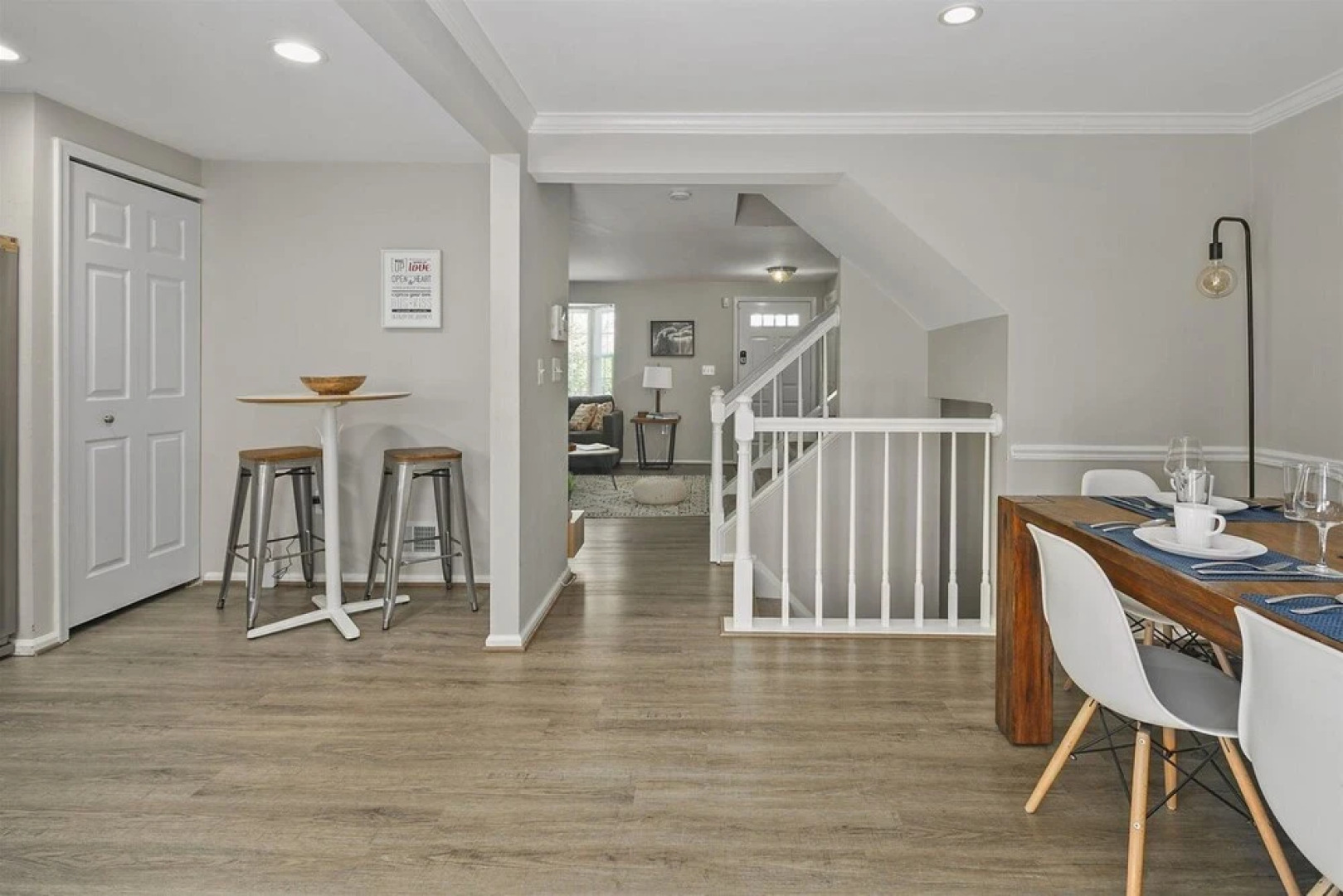 Top Rated Townhome - Largest Corner Unit With Patio, Deck, Basement, and new Luxury Mattresses! Self Checkin. Super Host Support!