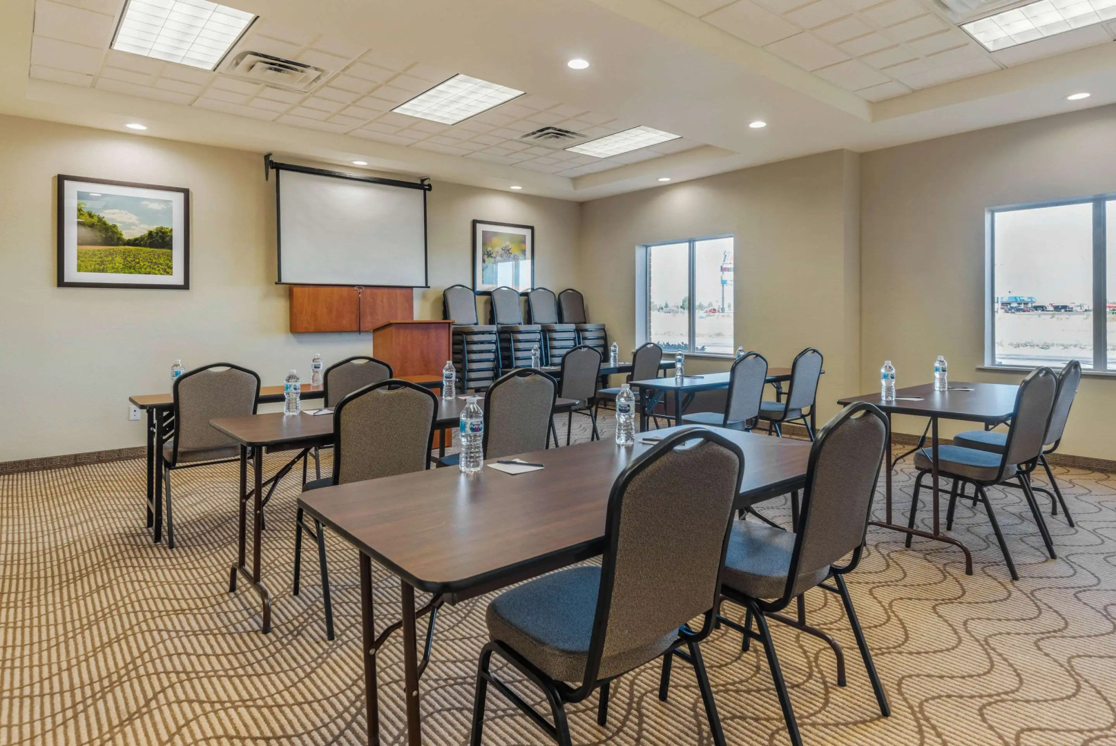 Comfort Inn & Suites