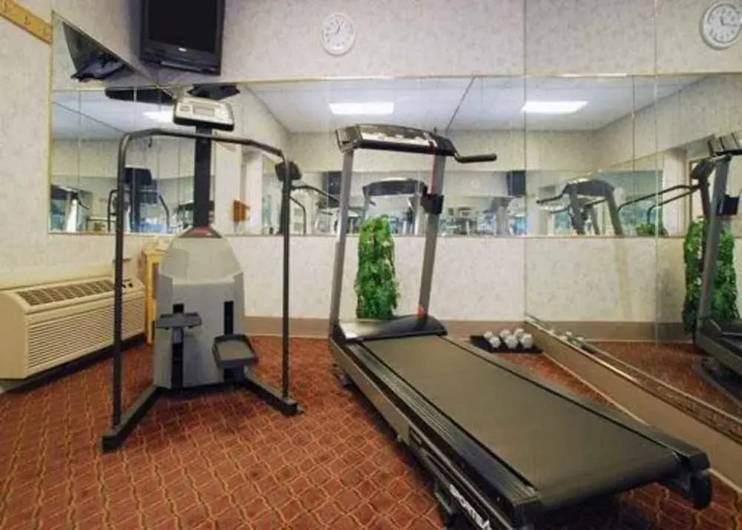 Rodeway Inn Conference Center