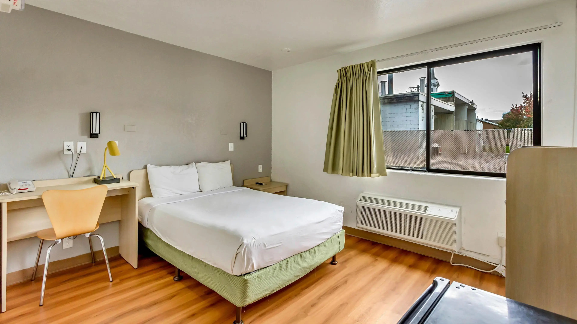 Motel 6 Ogden, UT- Downtown